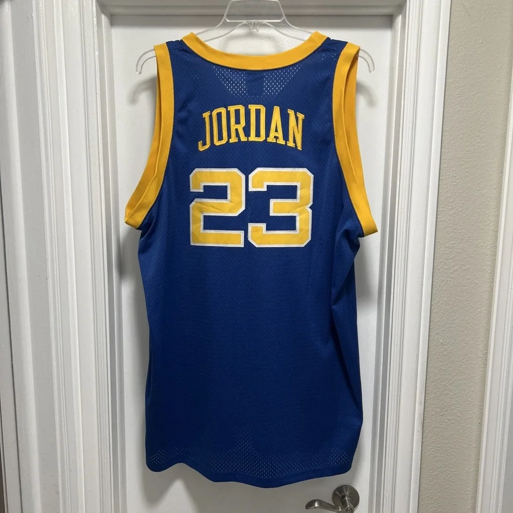 Jordan #23 BUCS Size 3 XL Vintage Jersey Stitched